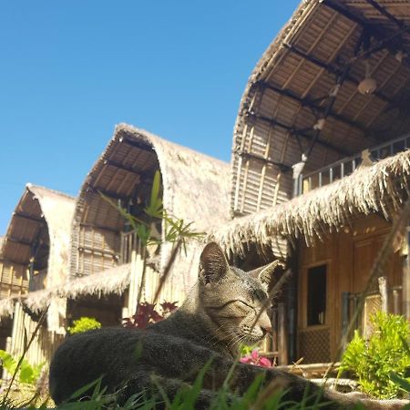 Mahkota Atia Bungallow Praya Buitenkant foto