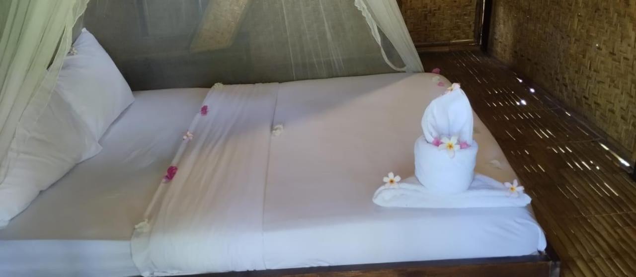 Mahkota Atia Bungallow Praya Buitenkant foto